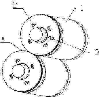 Die-cutting roller circumference aligning device