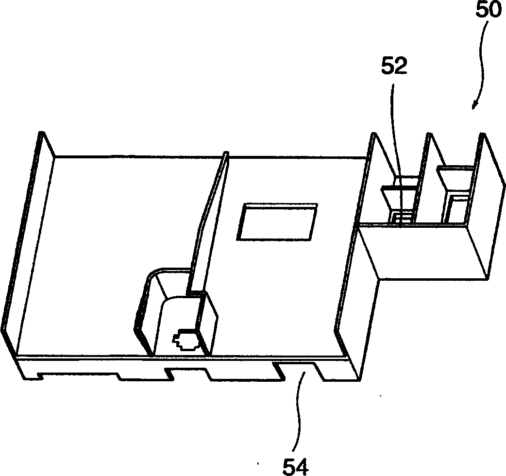 Humidity sensing arrangement for microwave oven with vented fume hood