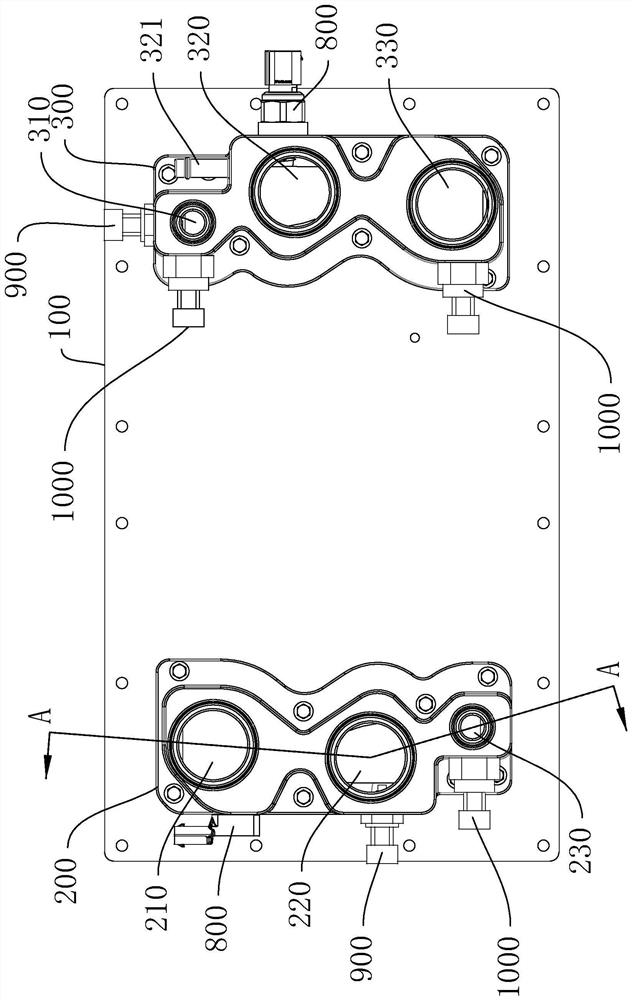 Fuel cell stack manifold structure