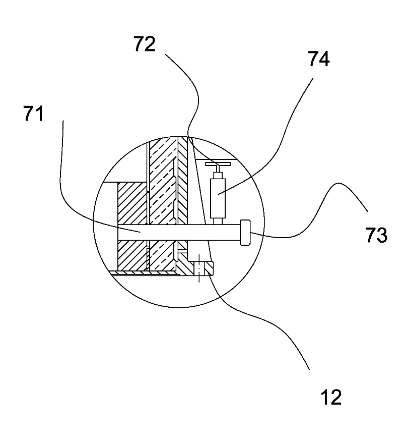 Sectional extra-high-voltage composite post insulator with inner umbrella structure