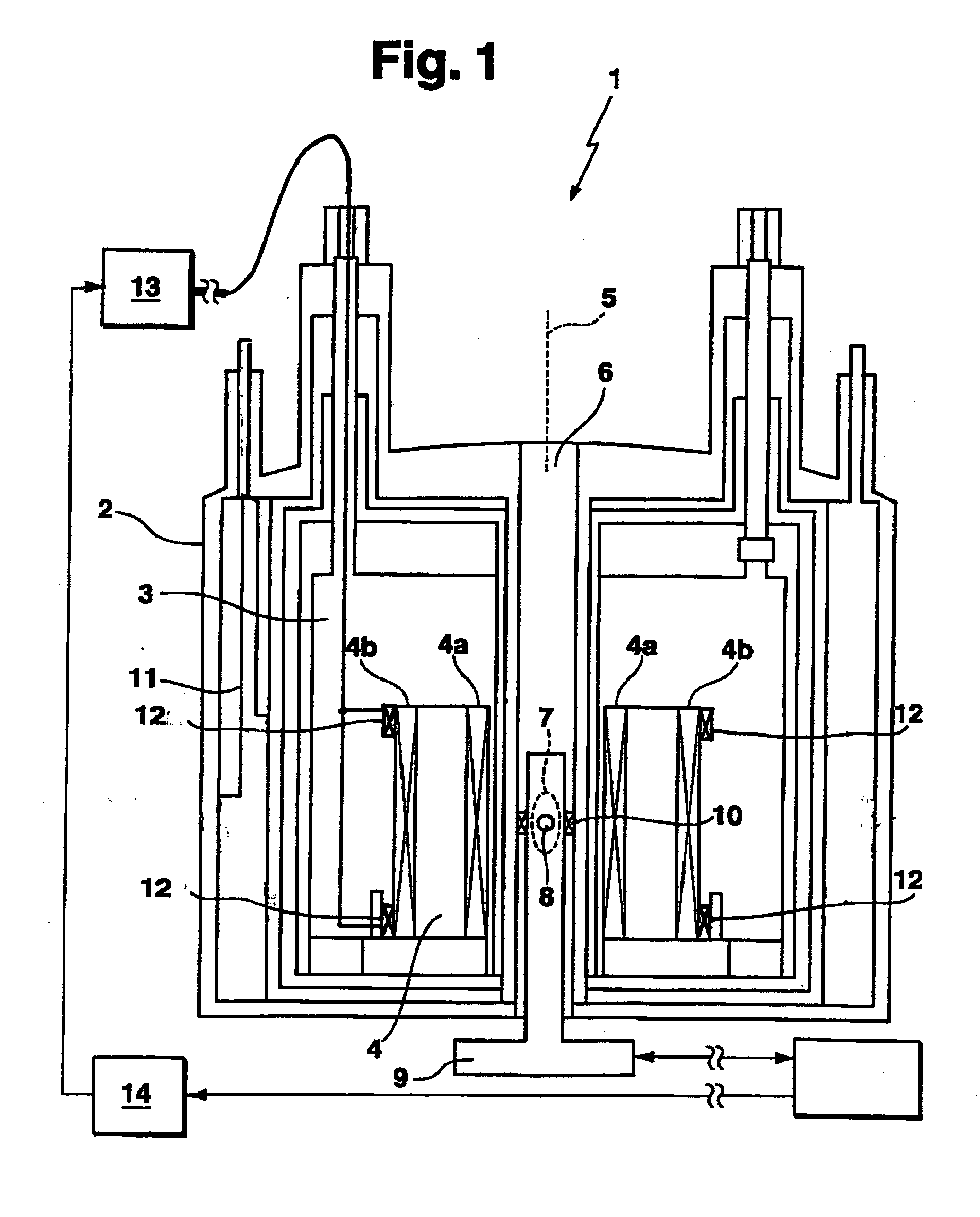 Superconducting magnet system with drift compensation