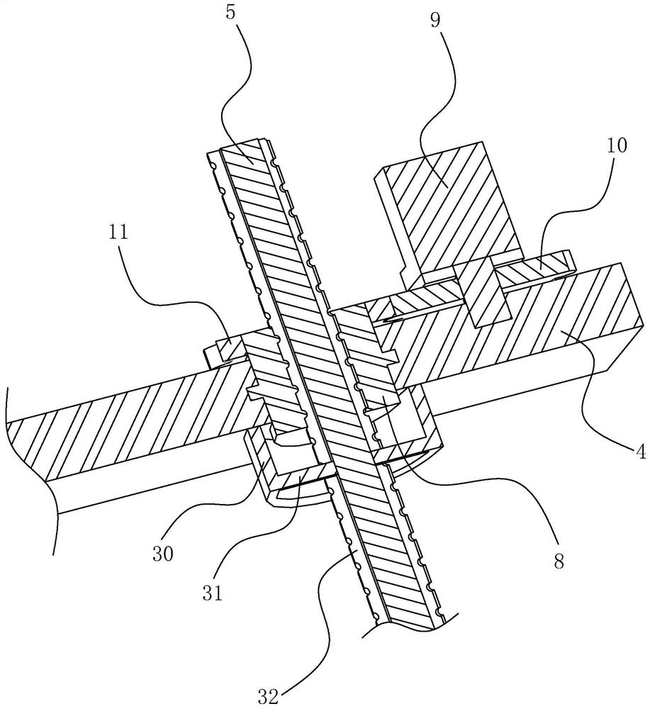 Gutter structure of hyperboloid metal roof