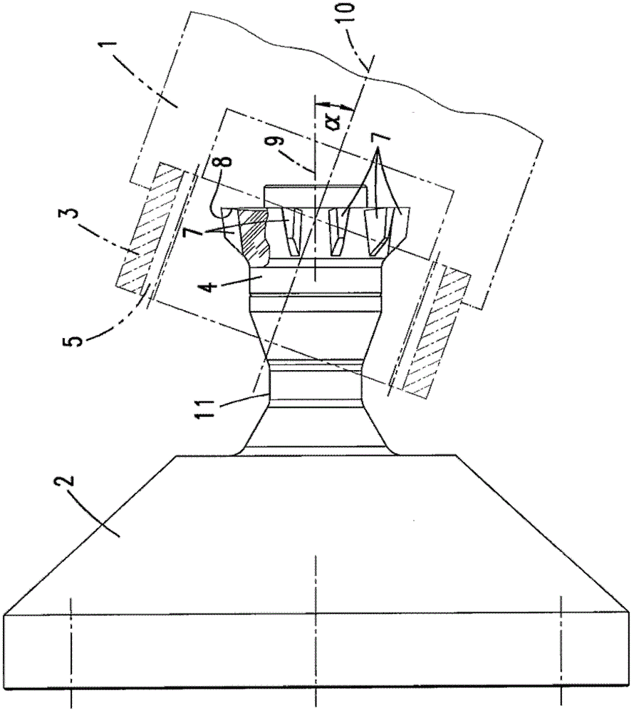Device and method for hob peeling internally geared wheels and related peeling wheel