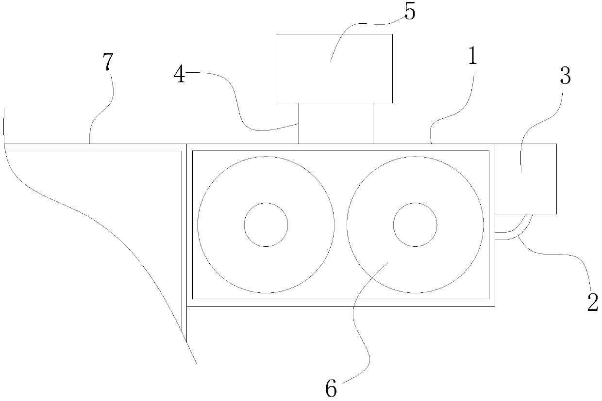 Solvent recovery cleaning device