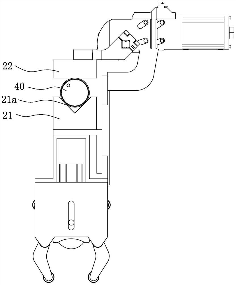 A multifunctional gripper for assembly of injection molding machines