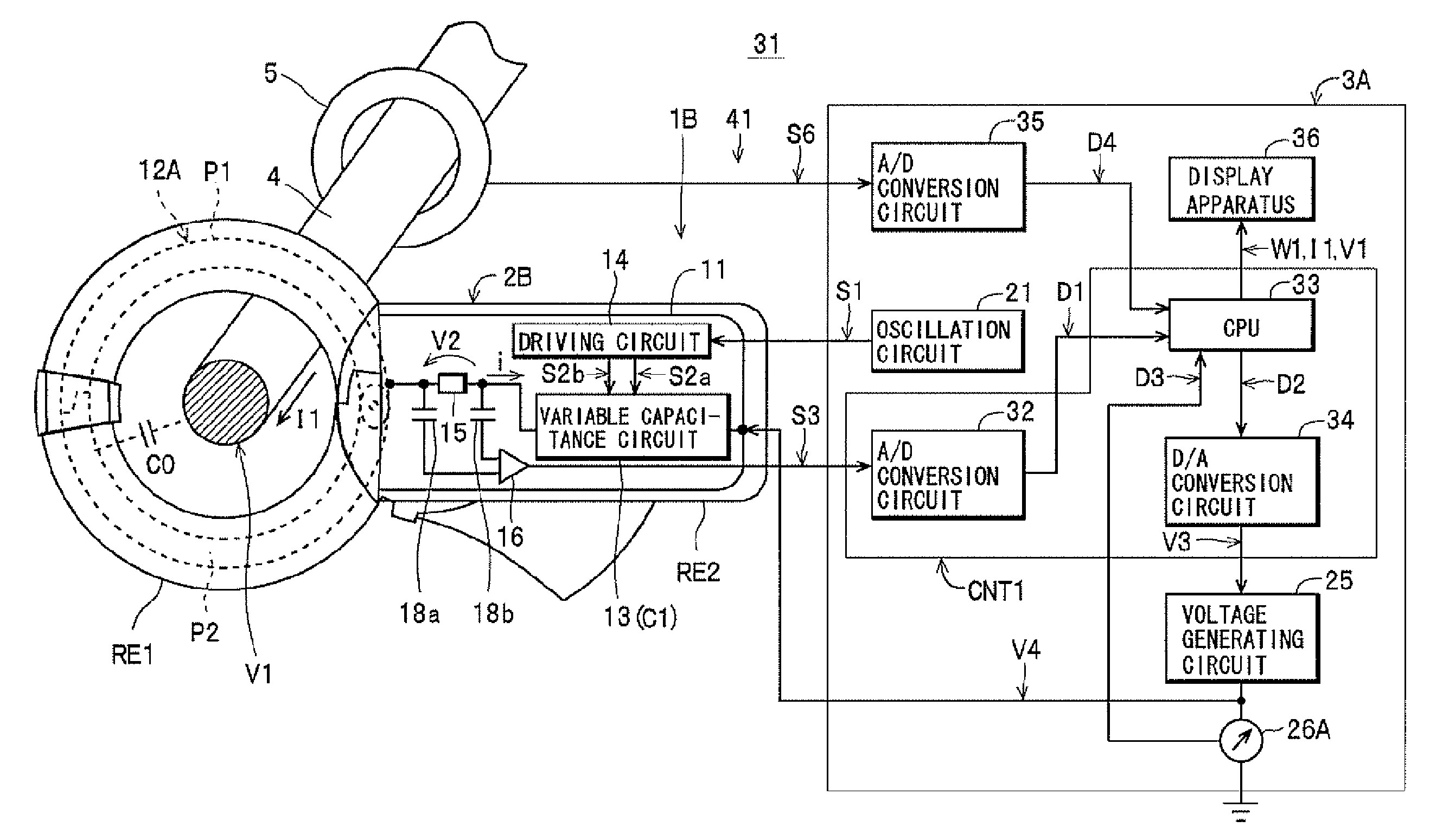 Voltage measuring apparatus and power measuring apparatus