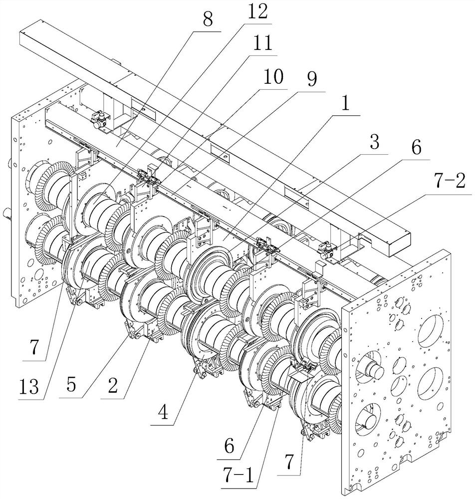 Scrap removing device and method for corrugated paper slotting unit