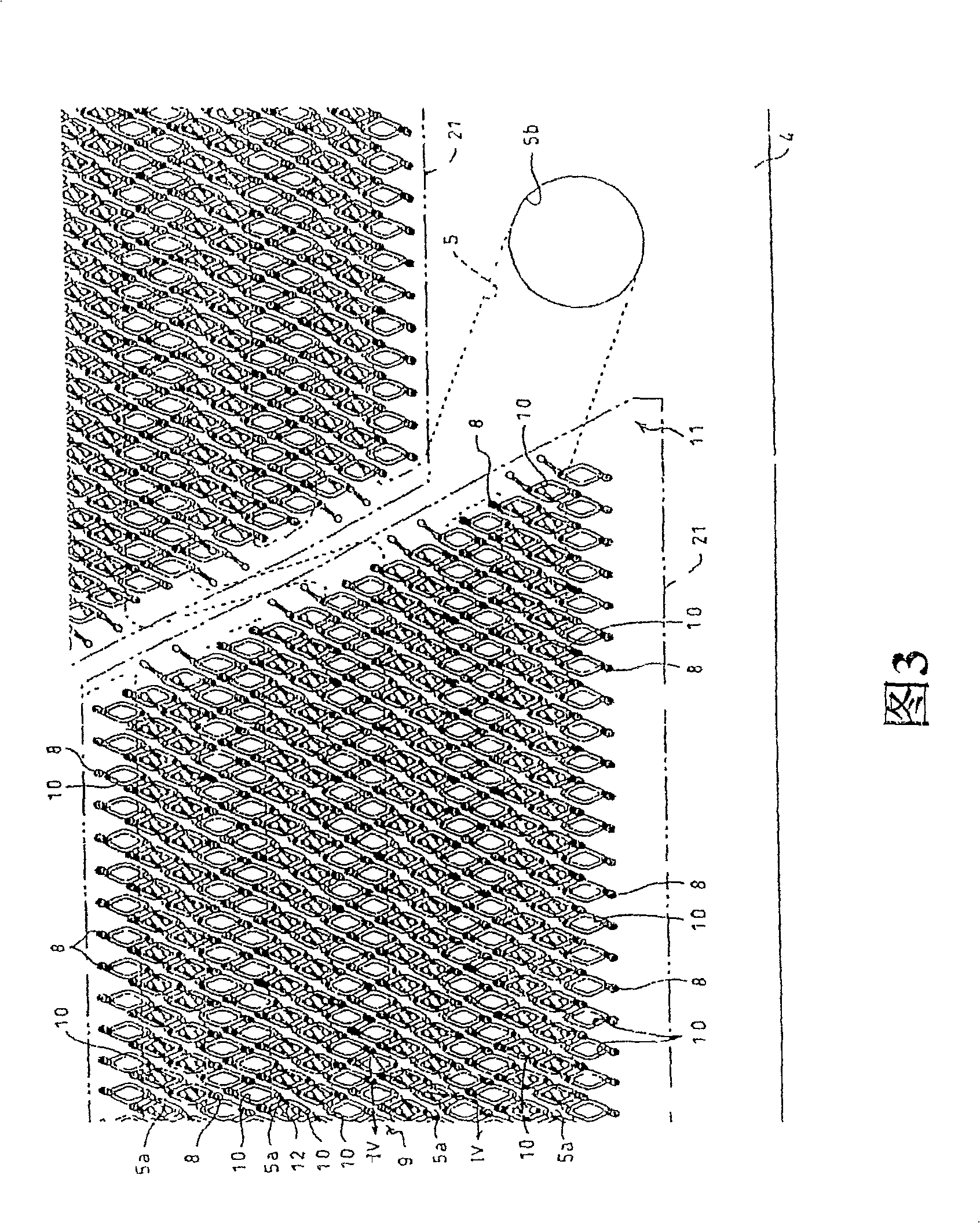 Inkjet printer with printing head ejecting ink in line