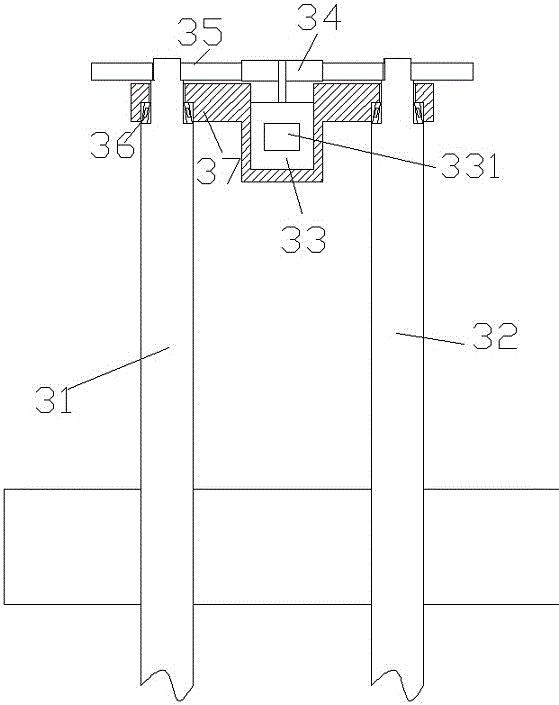 Solar cell panel angle adjusting mechanism capable of operating smoothly