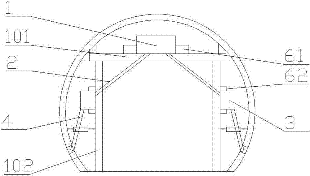 Concrete pouring device for arch wall lining trolley in single track railway tunnel and mounting method of concrete pouring device