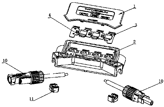 Fully glued photovoltaic junction box with ventilation on three sides of the bottom and internal diodes inverted and suspended