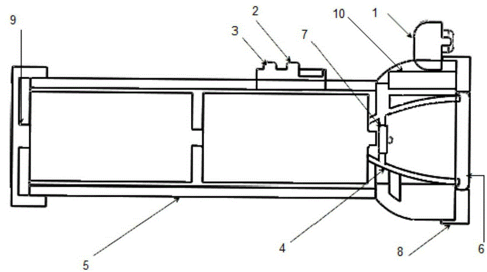 Flashlight for automatically adjusting brightness with change of irradiation distance