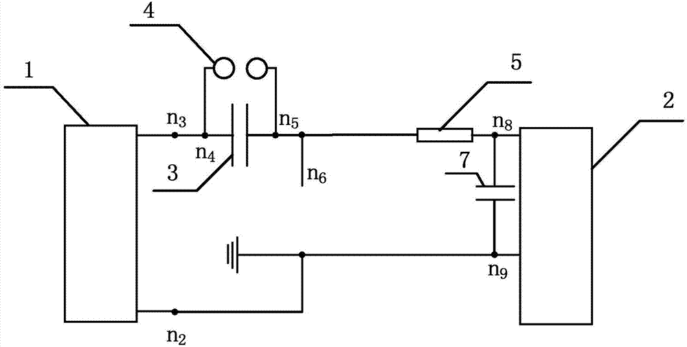 Voltage generating device and withstanding voltage test device of gas insulation totally-enclosed combination electric appliance