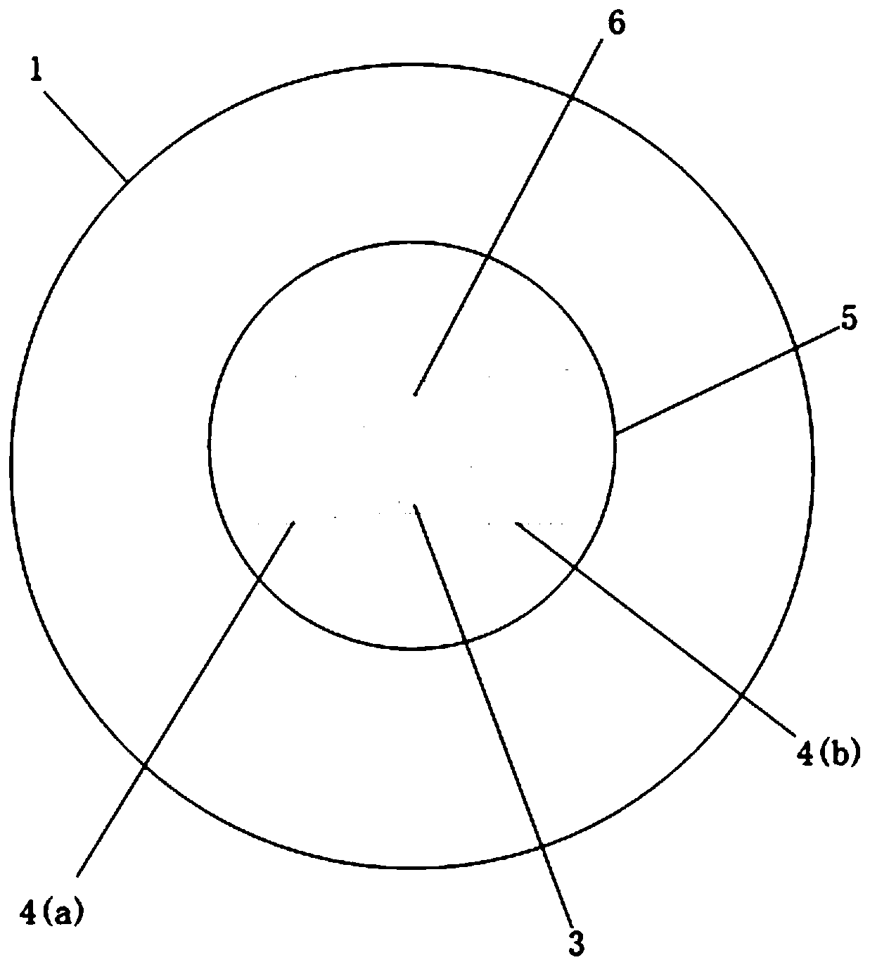 Patch antenna with broadband and filtering characteristics