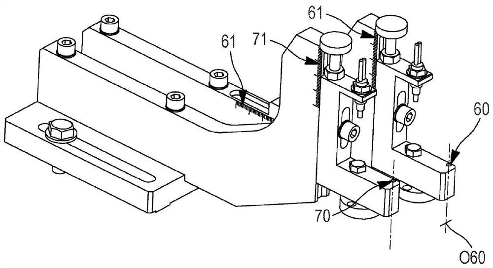 Device for producing bead cores for tyres by crimping a braided wire, with optical tracking of the cutting and crimping point