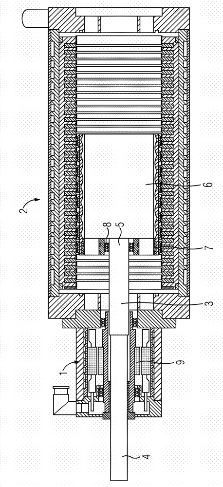 Combined driving device for performing rotational motion and reciprocating linear motion and linear motor with reduced inertia