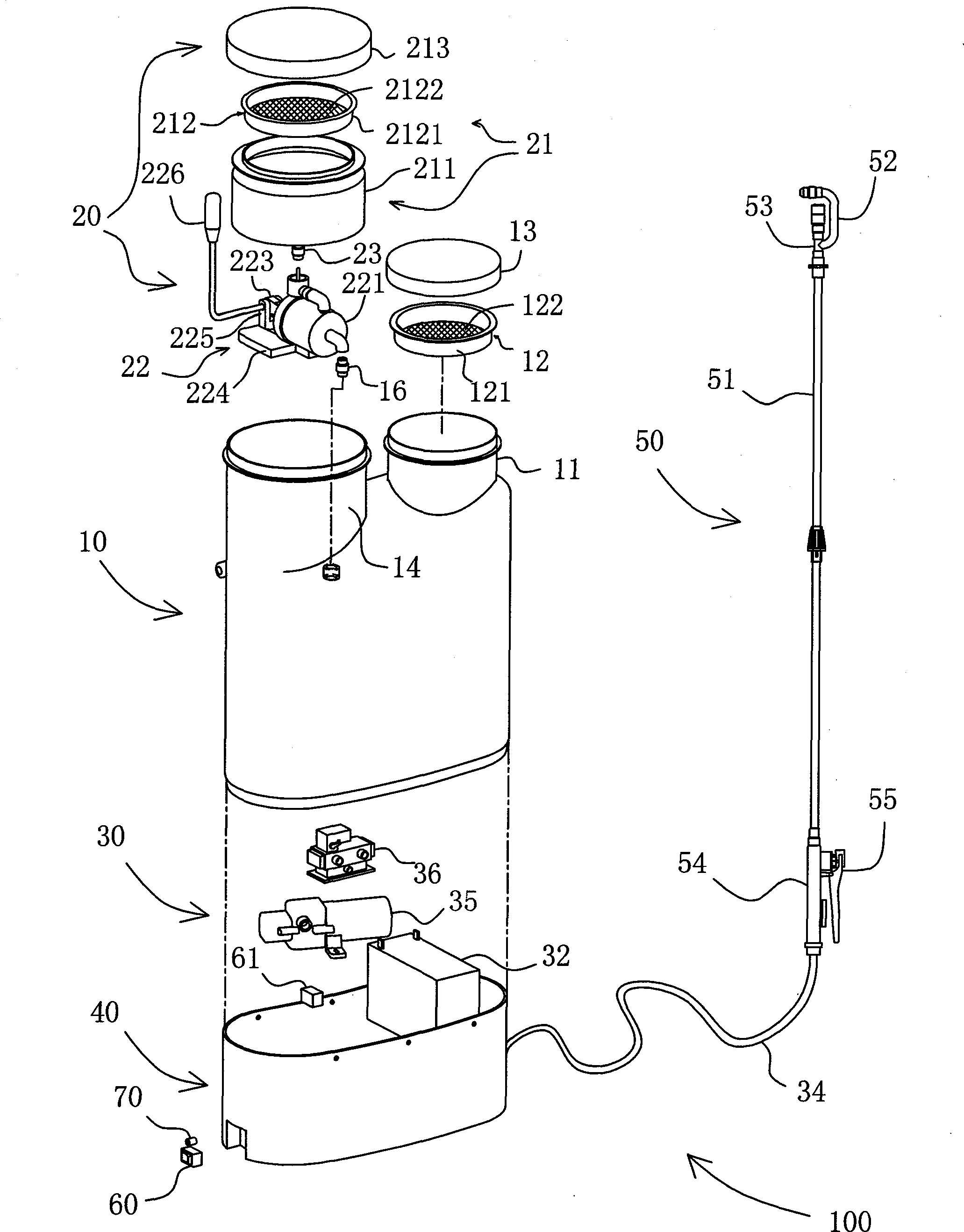 Sprayer with water adsorption function