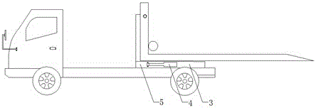 Flatbed road wrecker with small dip angle