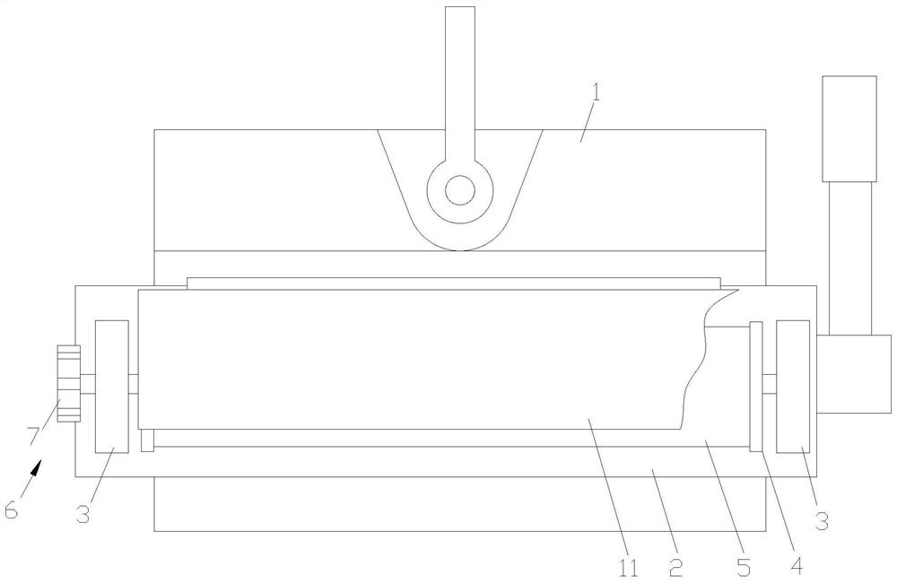 An anti-scratch spreader for panels