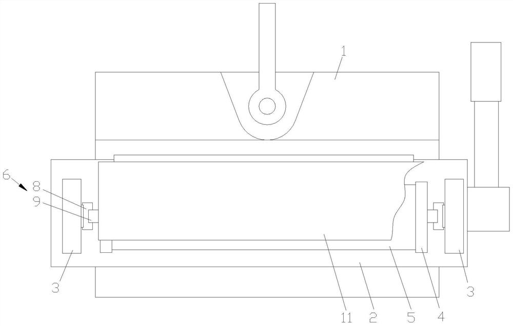 An anti-scratch spreader for panels