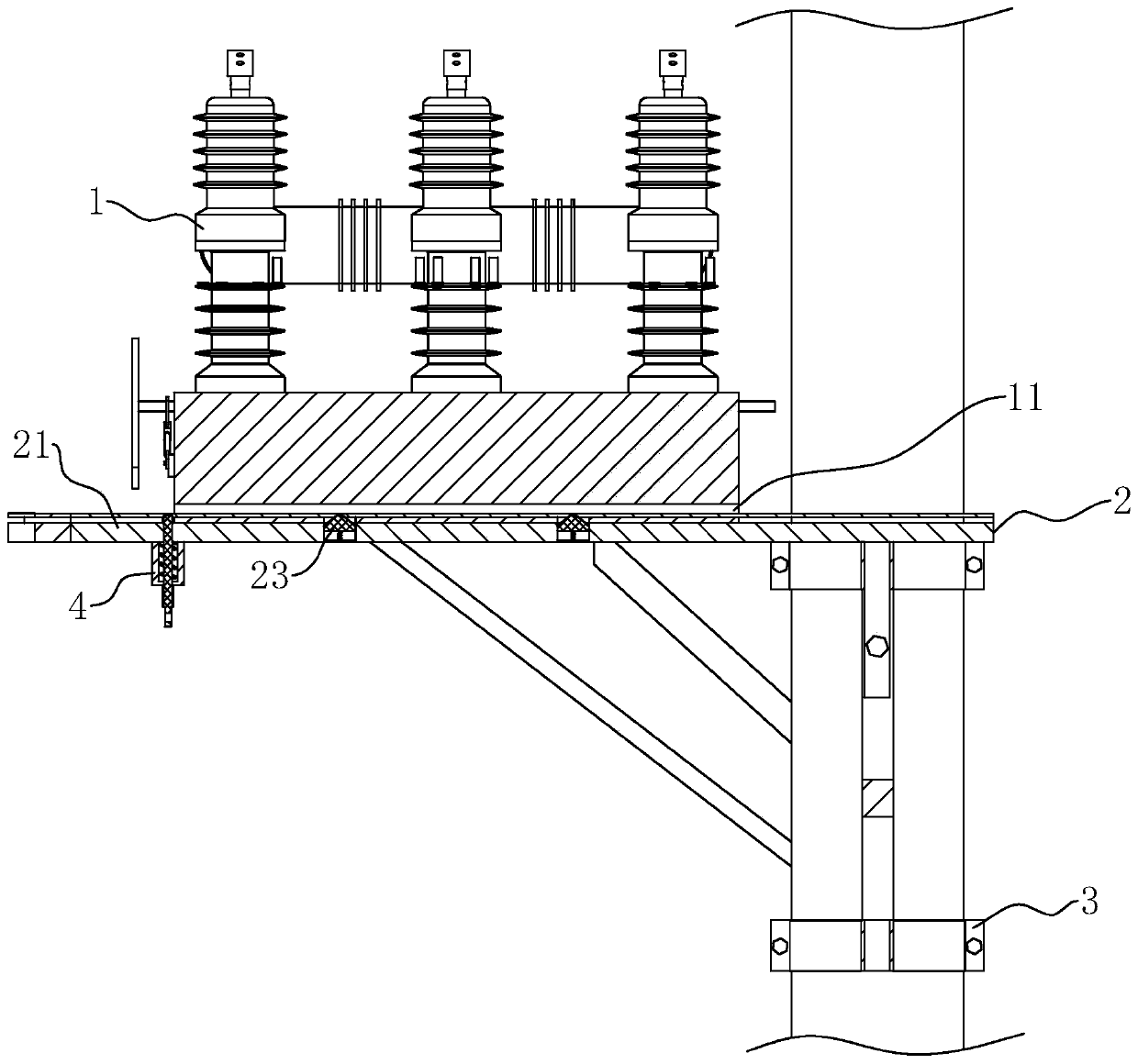 Outdoor pole-mounted vacuum circuit breaker