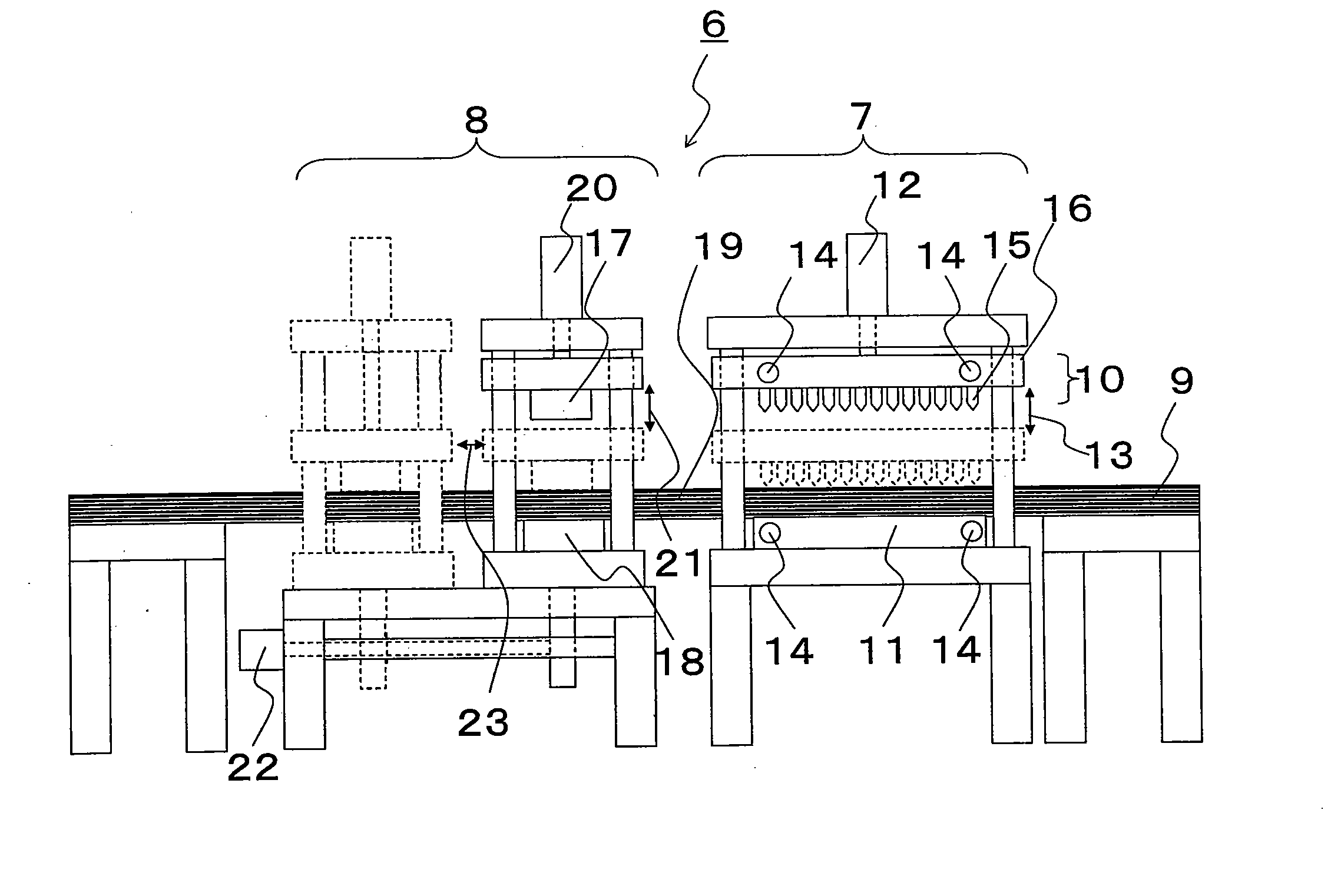 Manufacturing device and manufacturing method of laminate