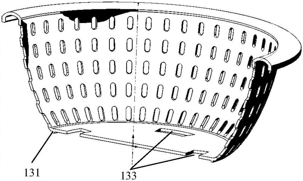 Improved combined type vegetable washing basket as well as application method and application