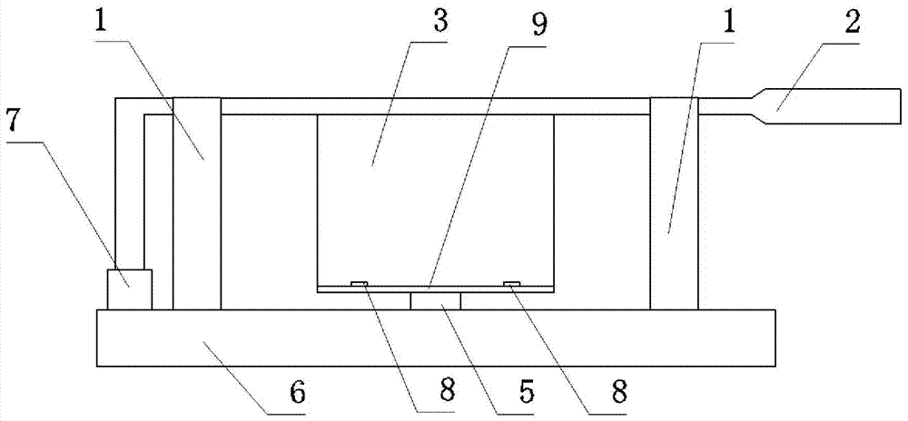 A solid propellant flame splitting device