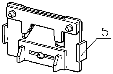 U-shaped sectional material arc-bending die and using method thereof