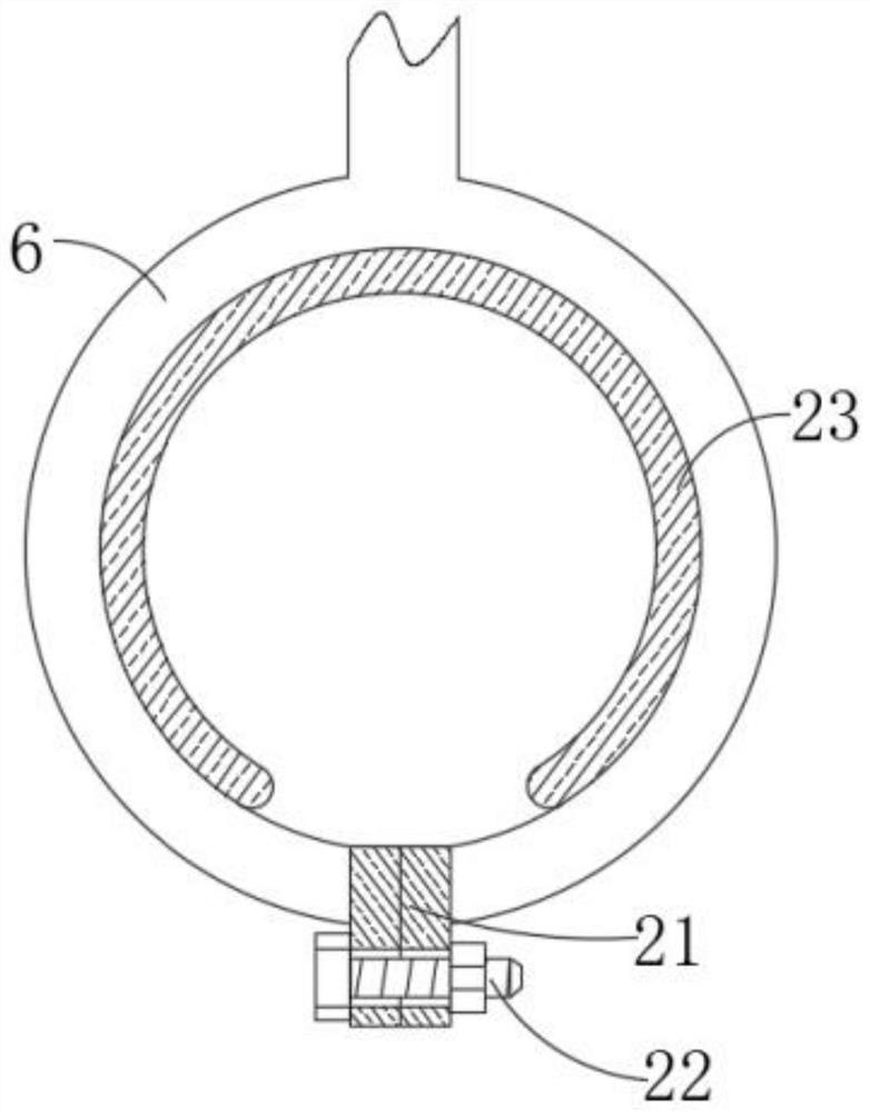 Fertilizing device for lotus root planting