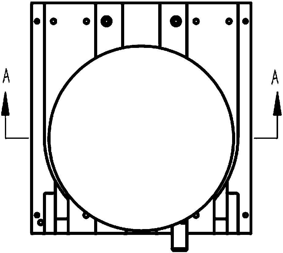 Clamping mechanism for centrifugal microfluidics CD chip