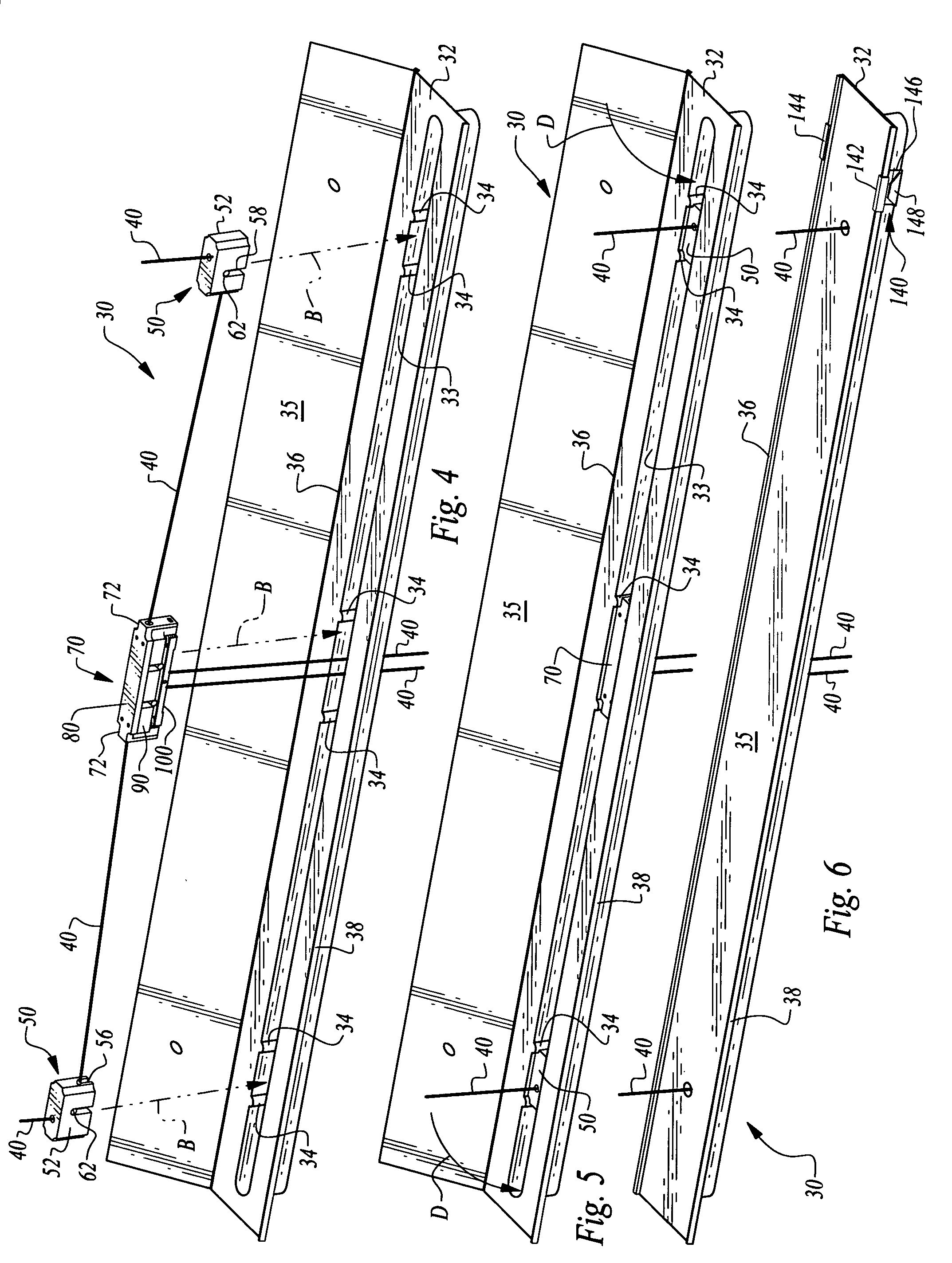 Window covering with constant lifting cord friction