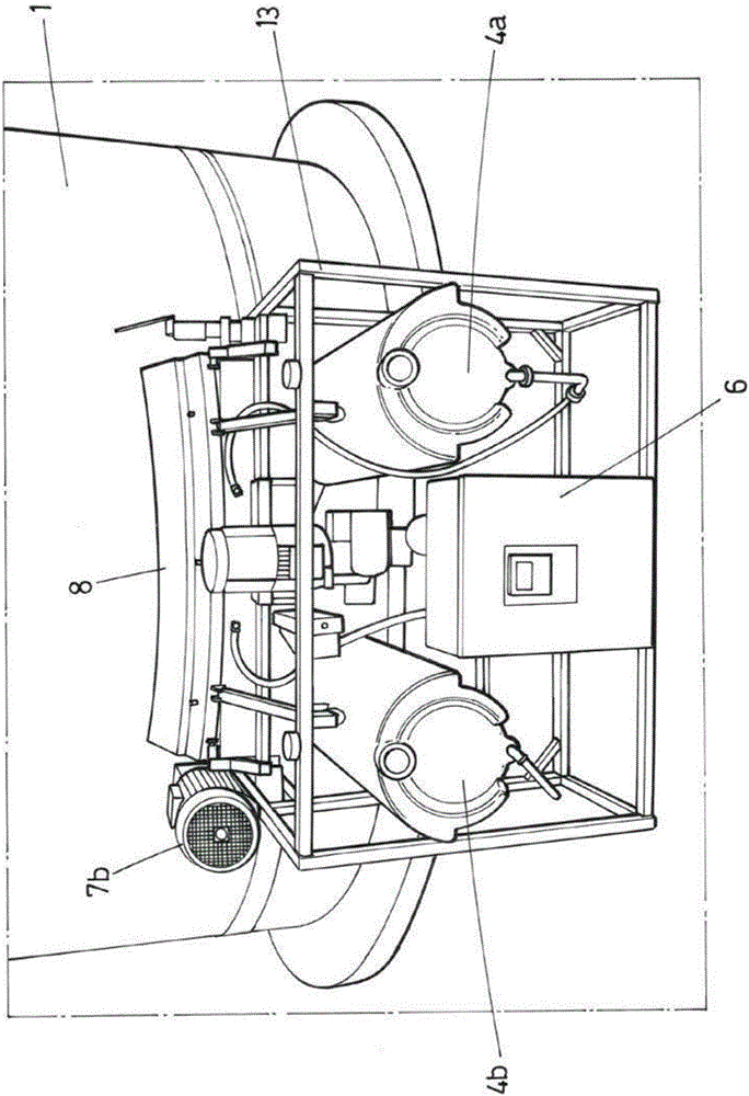 Exterior cleaning machine in wind turbine-towers