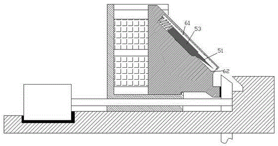 Branch shearing device which can stably run and used for cuttage