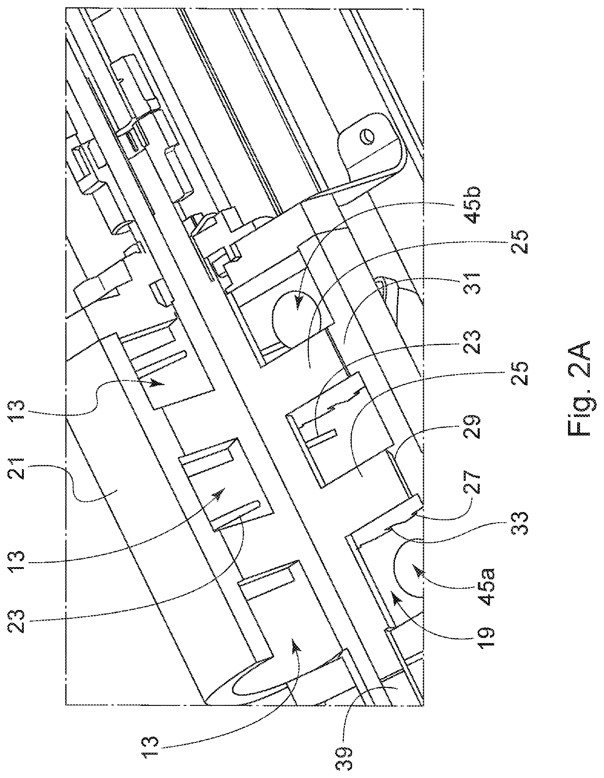 Apparatus and method for enhancing phase contact and chemical reactions