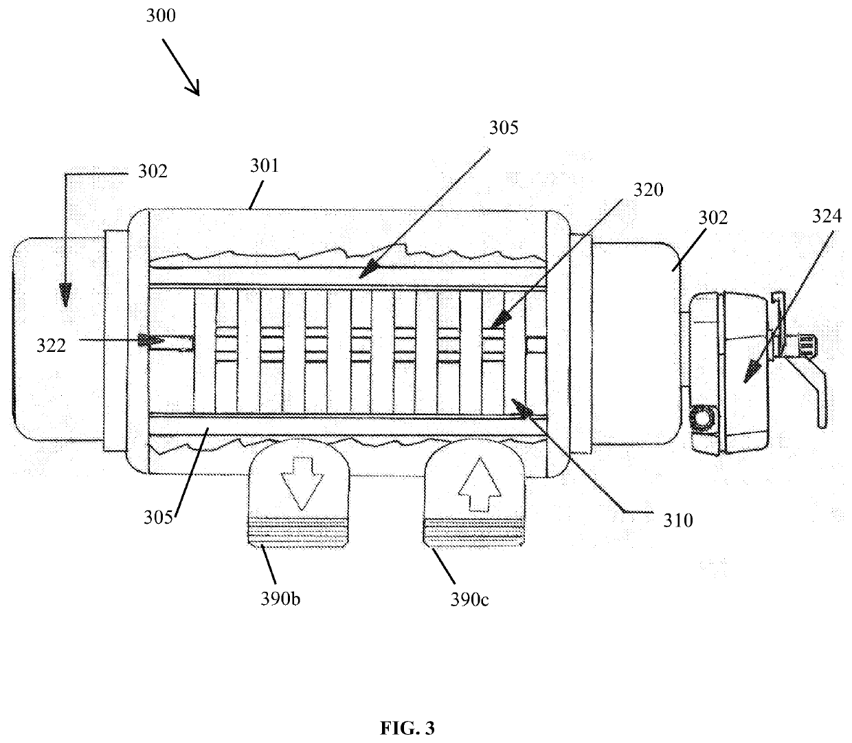 Apparatus and method for self-cleaning salt cell chlorinator