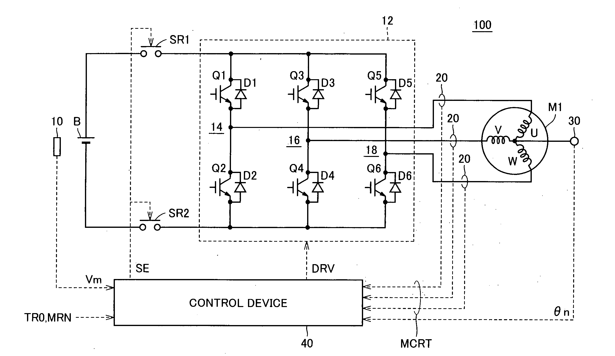 Motor drive apparatus having oscillation-reducing control function for output torque