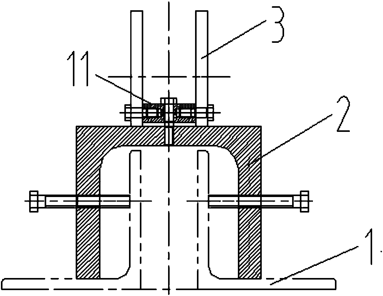 A lifting device for large tonnage live conductors