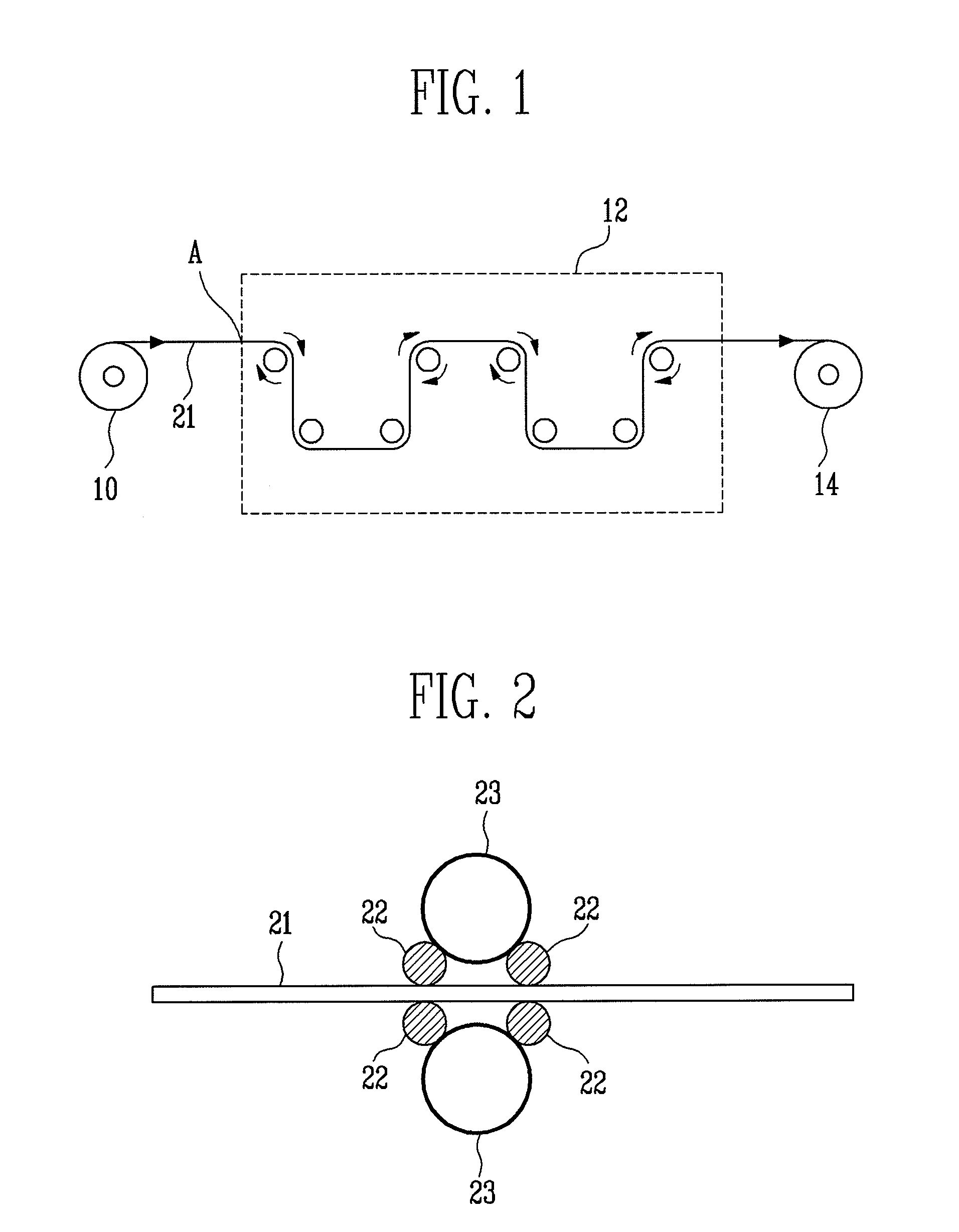 Method of cleaning flexible substrate