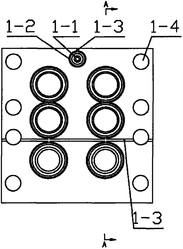 Sealed unloading groove between valve body and valve joint plate