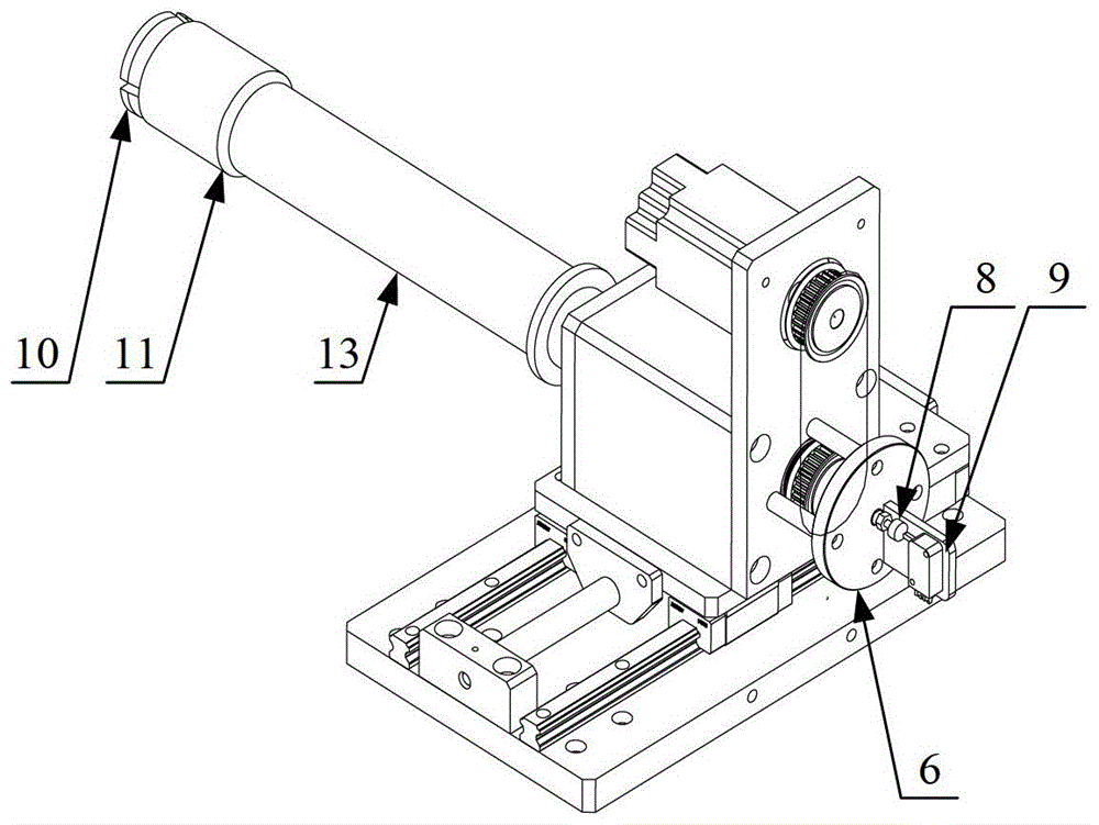 Pipe bending machine and its chuck device