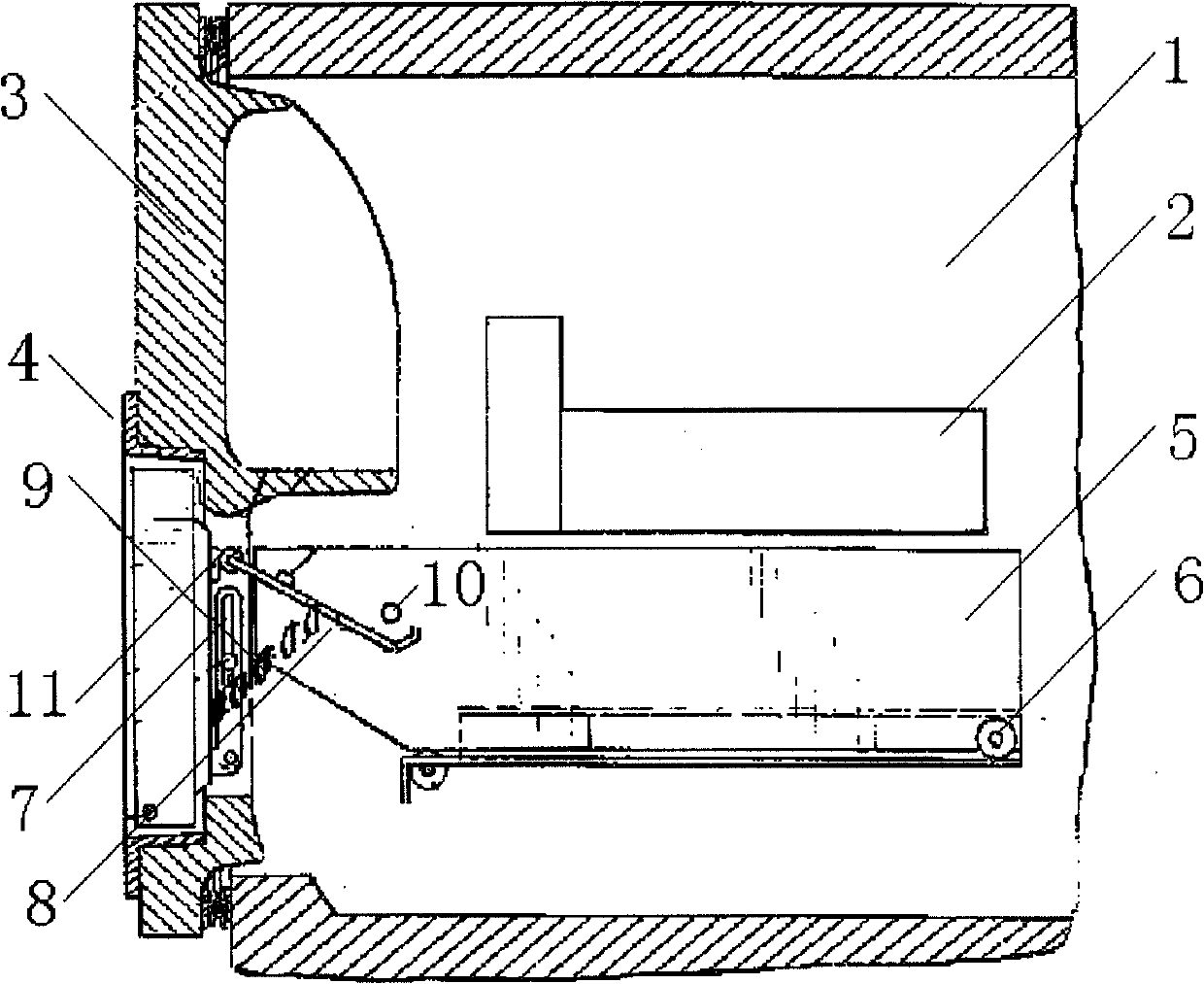 Refrigerator with specially designed ice-fetching door for ice-making machine