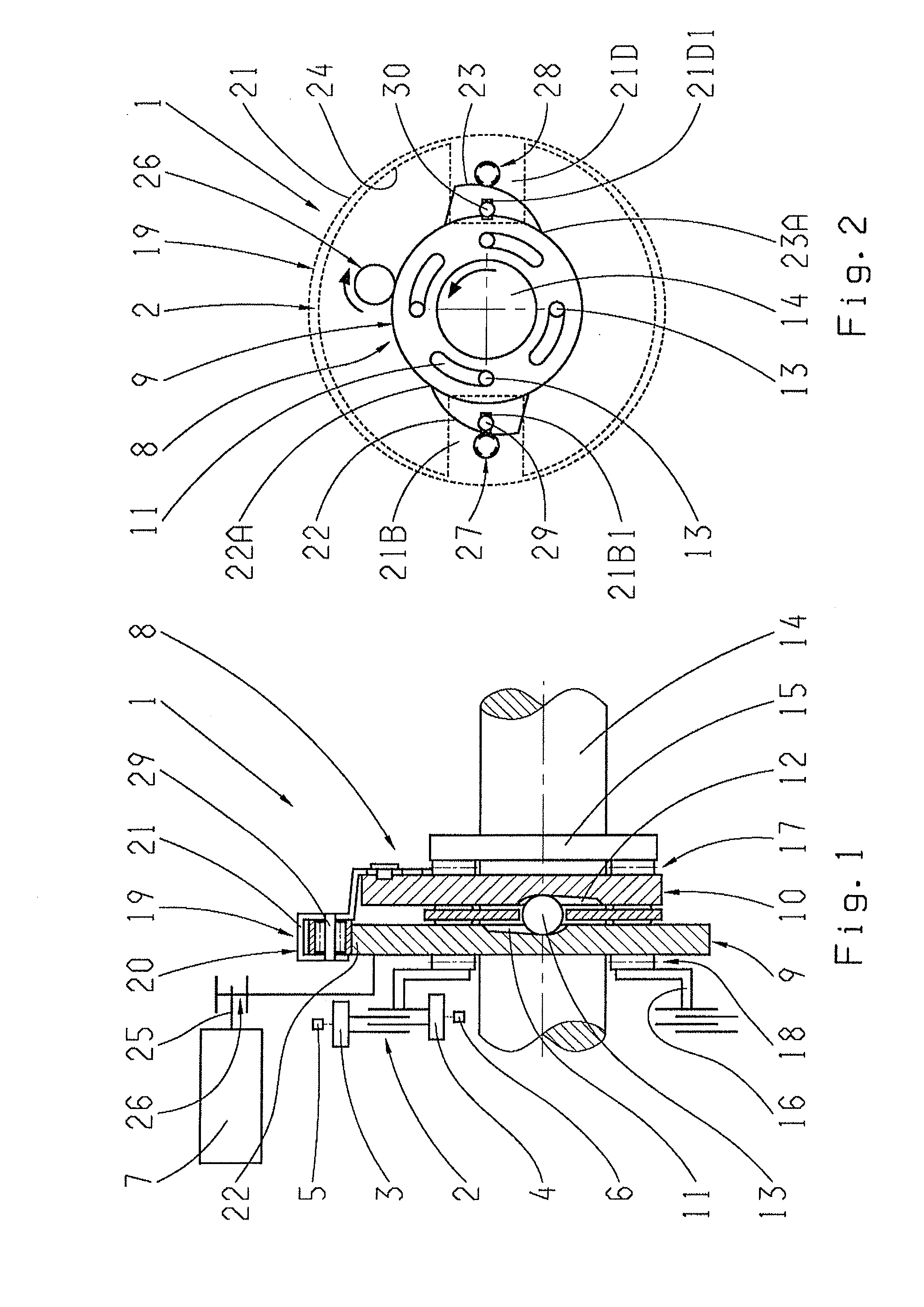 Device for changing an operational status of a shifting element with two shifting element halves