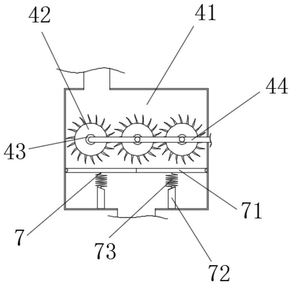 Novel poultry manure recovery crusher