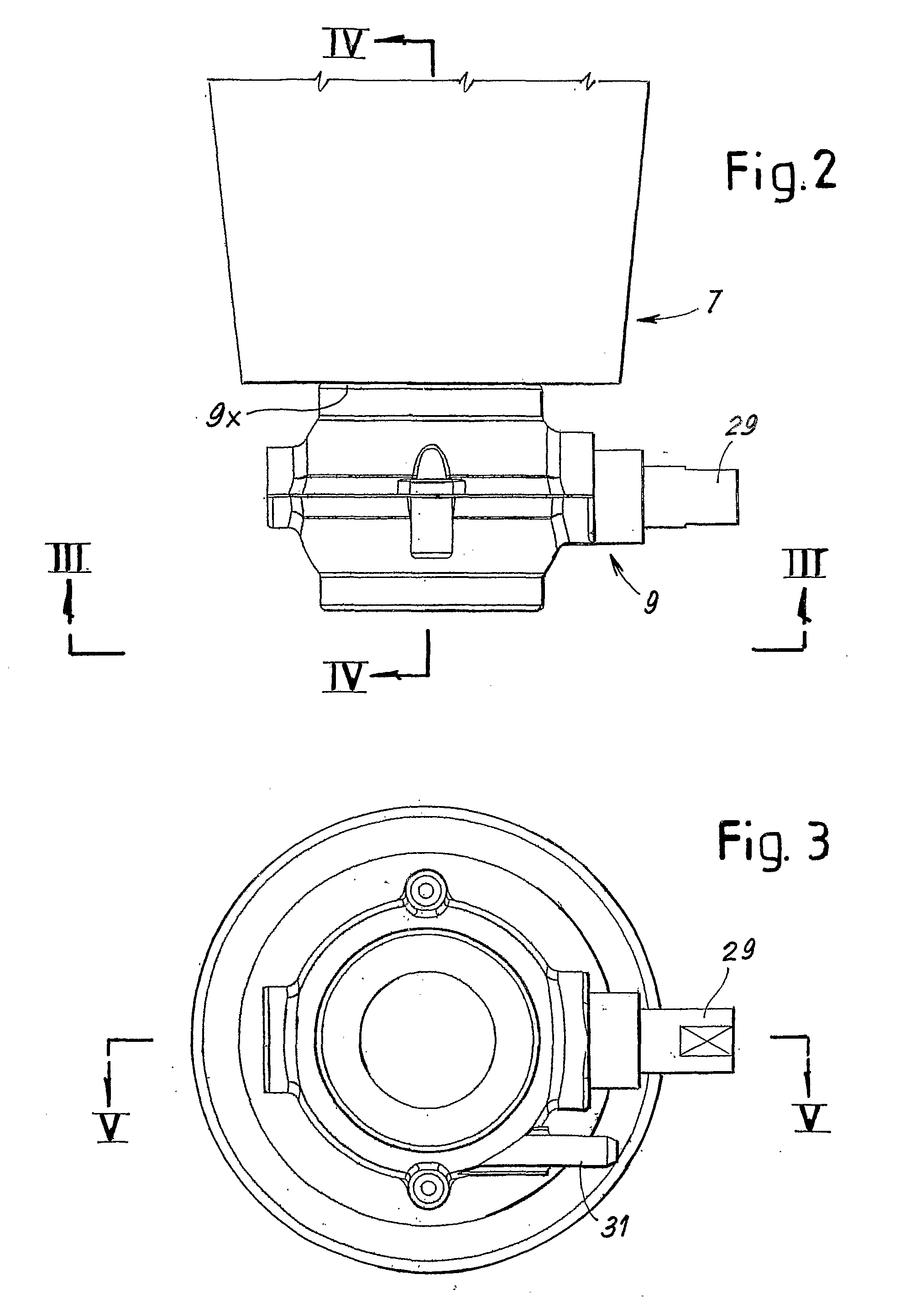 Device for separating different enclosed spaces and for dosing a food product and machine incorporating said device