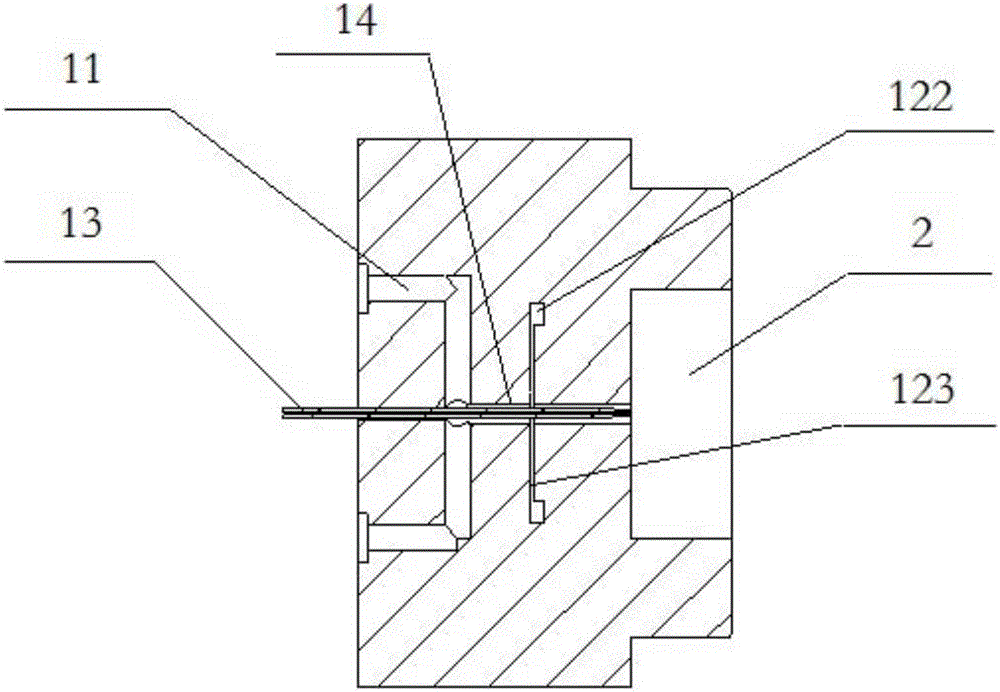 Hollow fiber membrane spinning nozzle and method for preparing hollow fiber membrane