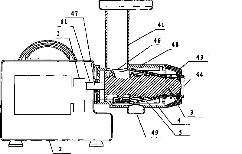 Easy cleaning extrusion type juicer