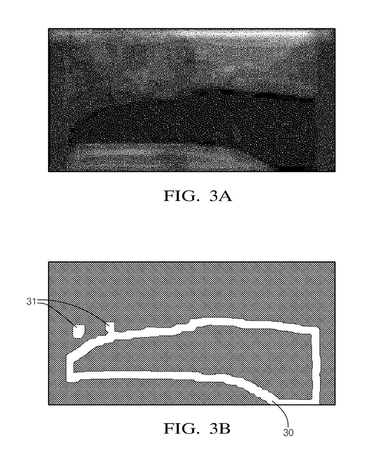 Device and a method for assigning labels of a plurality of predetermined classes to pixels of an image