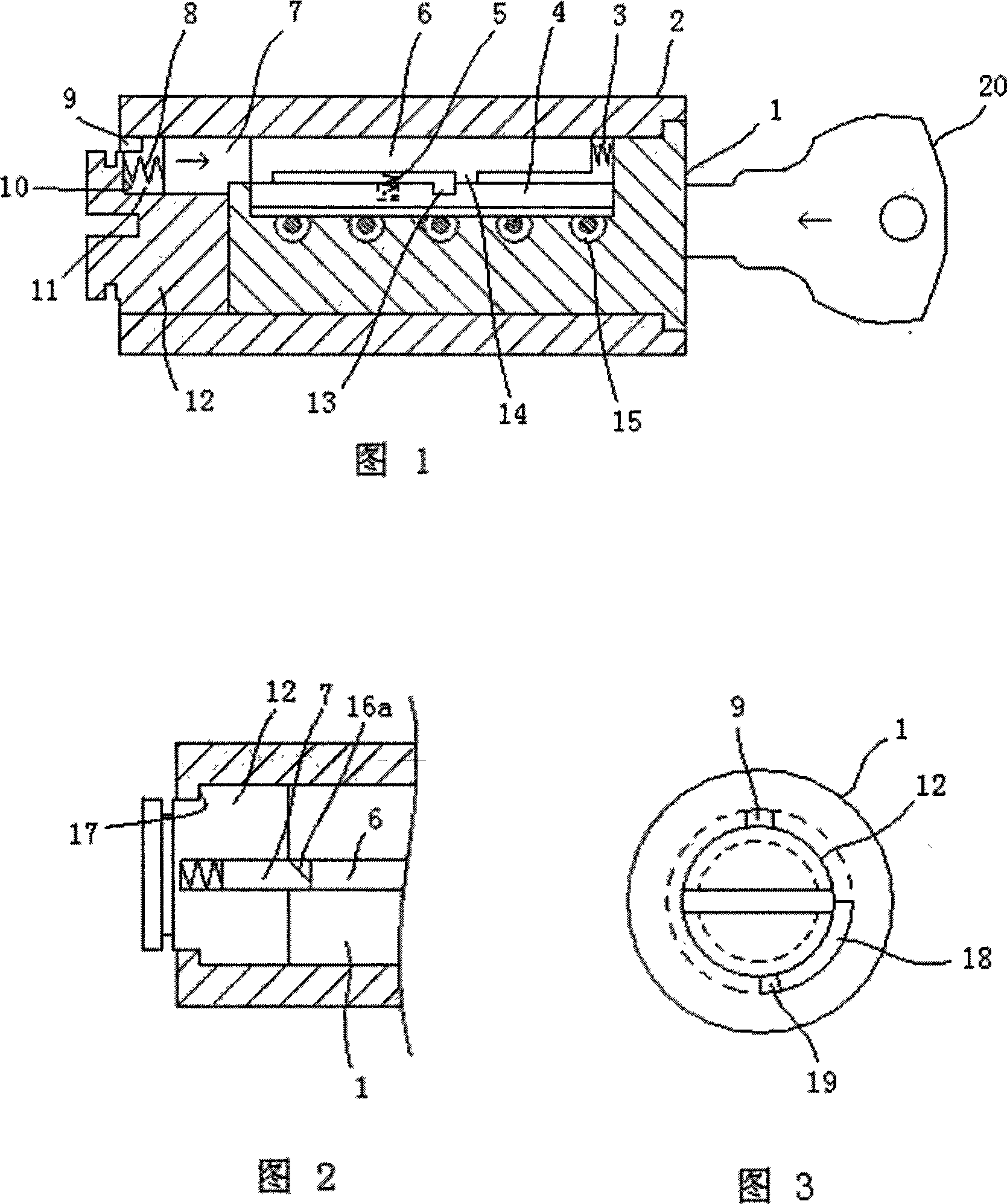Coupling structure for lock pin capable of idling