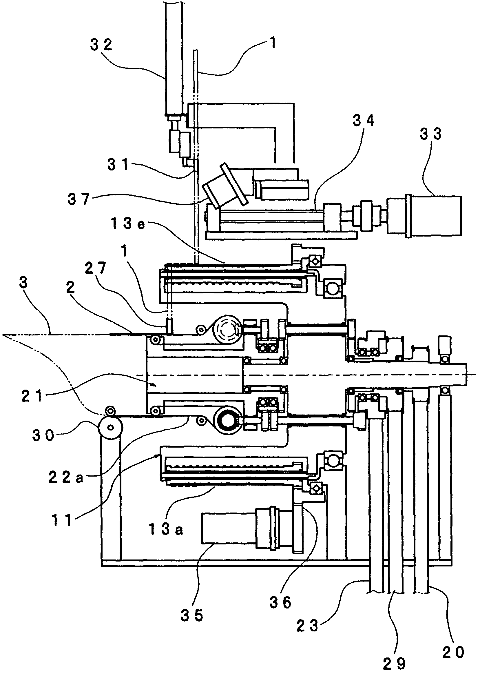 Apparatus and method for manufacturing rubber sheet with reinforced cord